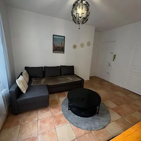 Lägenhet Le Gaby, Cosy Proche Gare